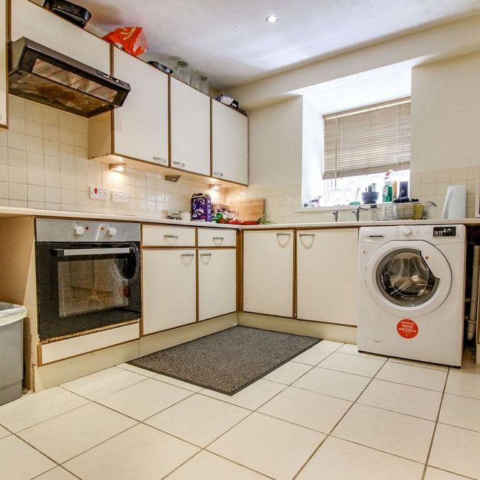 1 bedroom maisonette to rent - Photo 1