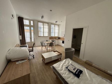 Appartement à louer, 1 pièce - Angers 49000 - Photo 2