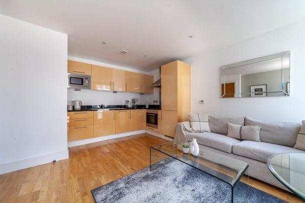 1 Bed Flat, Denison House, E14 - Photo 1