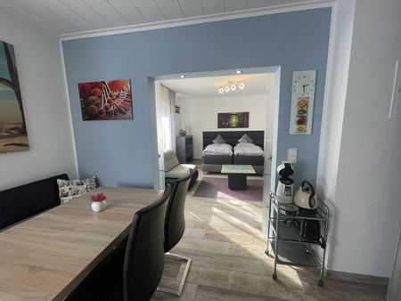 Charmant und Modern in Leverkusen, Video online - Photo 2