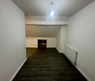 2 Bed Flat, Coventry, CV2 - Photo 3