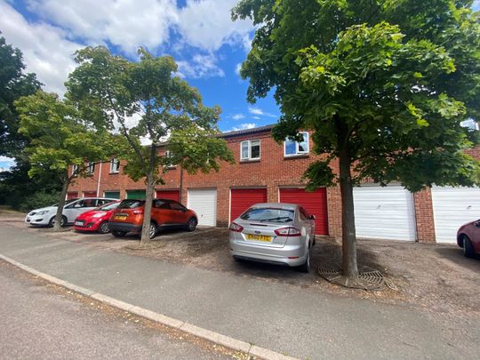 2 bedroom house to rent - Photo 1