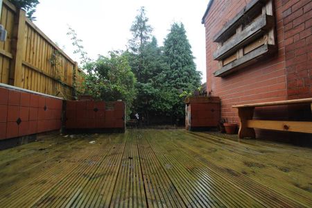 1 bedroom in a house share to rent - Photo 5