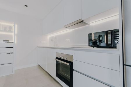 Apartment in Selwo, Costa del Sol - Photo 5