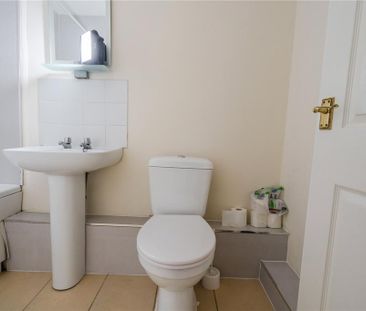 2 bedroom apartment to rent - Photo 6