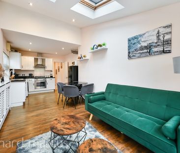 Quicks Road, London - Photo 2