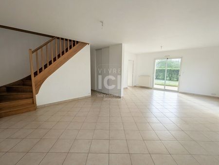 Location Maison 6 pièces 123m² - Photo 2