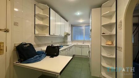 Calle del General Margallo, Madrid, Community of Madrid 28020 - Photo 2