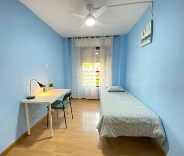 Calle del Cabo Machichaco, Madrid, Community of Madrid 28053 - Photo 4