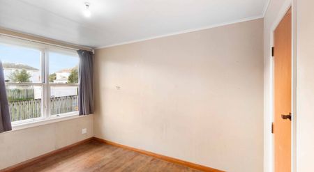 3 bedroom home in Papakura! - Photo 2