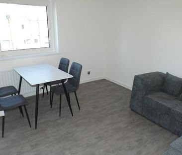 3 bedroom flat to rent - Photo 1