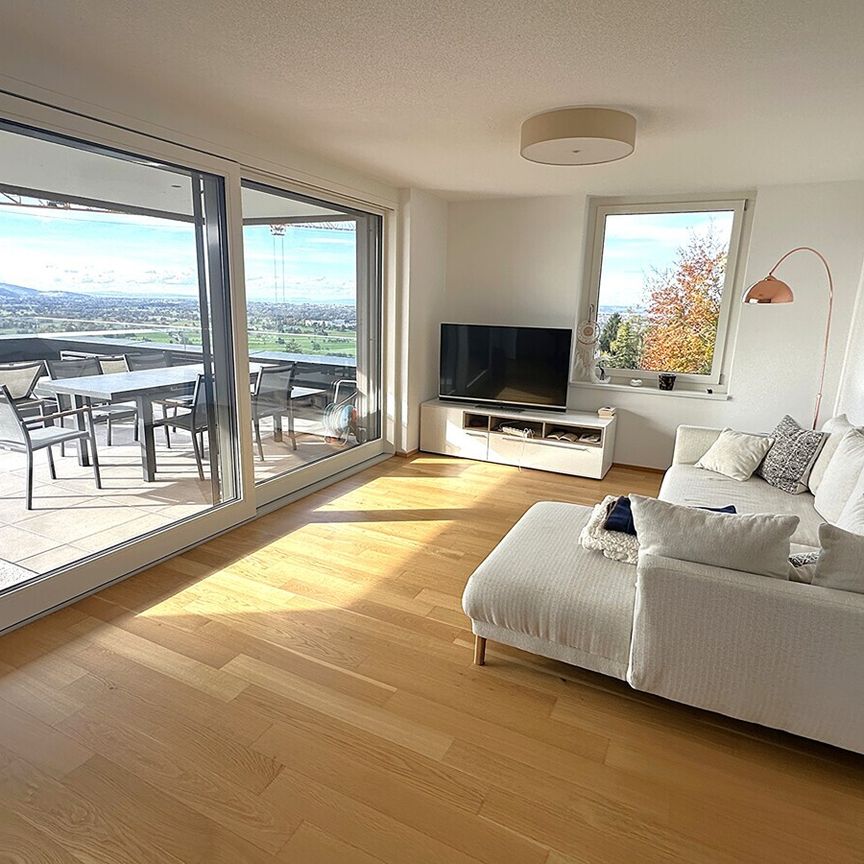 Exklusive 4-Zimmer-Wohnung mit traumhaftem Blick auf das Rheintal bis zum Bodensee - Foto 1