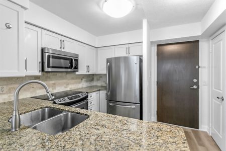 For Lease - 215 Sherway Gardens Road Unit# 1106, Toronto, Ontario - Photo 4