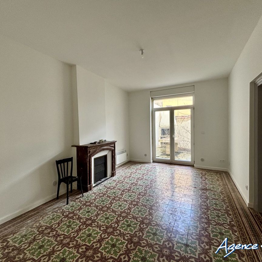 Location Appartement 3 pièces 67m² COURSAN 11110 - Photo 1