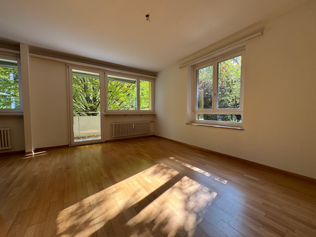 Moderne 3.5 Zimmer-Wohnung im Grünen, ruhig und zentral im Gundeli - Foto 3