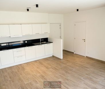 MOOI GELEGEN APPARTEMENT IN QUARTIER BLEU MET PARKING EN BERGING - Photo 5