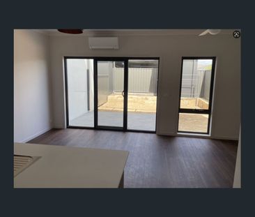 Walk to shops & school Great Location in Googong - Photo 1