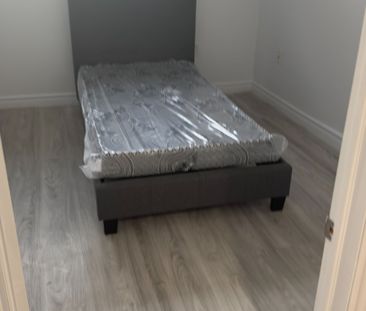 For Lease - 29 Penzance Drive, Toronto, Ontario - Photo 5