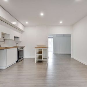 Appartement 5 1/2 à Louer - Photo 2