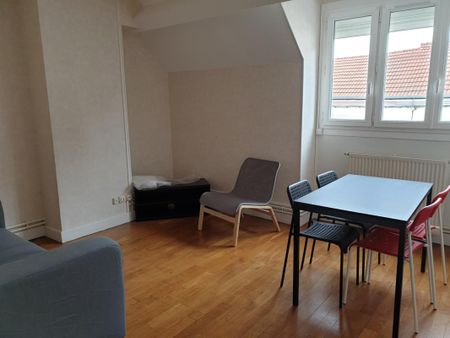 Location Appartement 4 pièces Meublé 66m² LE CREUSOT 71200 - Photo 5