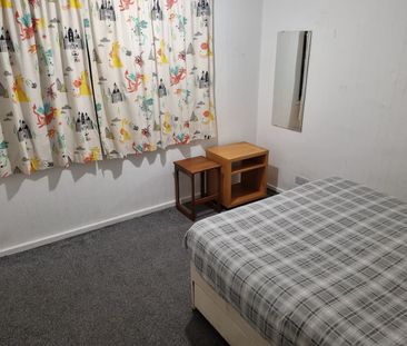 Room in a Shared House, Fernhill Way, L20 - Photo 6
