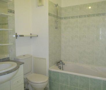 Location Appartement 2 Pièces 51 m² - Photo 2