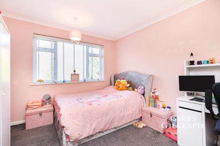 3 bedroom semi-detached house to rent - Photo 5