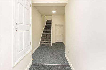 Commercial Road, GRANTHAM - Photo 2