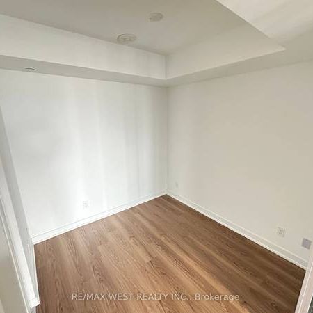 Brand new never lived in before spacious layout! - Photo 3