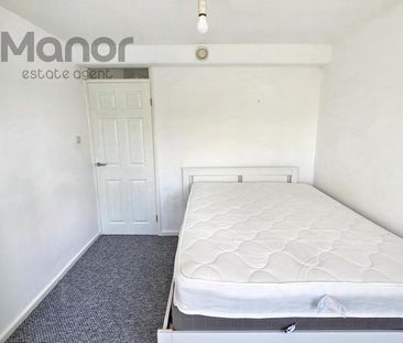 3 bedroom maisonette to rent - Photo 3