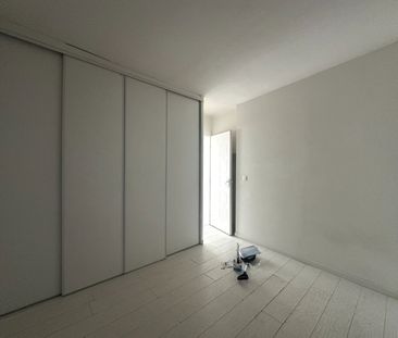 Location Appartement 4 pièces 81m² - Photo 2