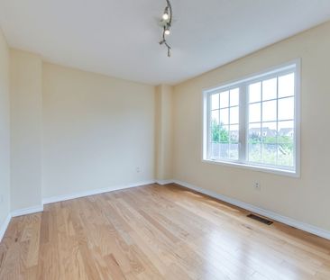 For Lease - 204 Roxton Road, Oakville, Ontario - Photo 6