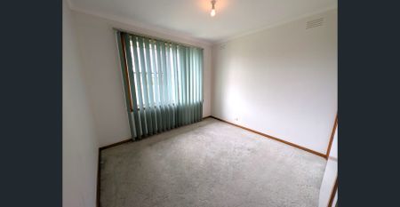 Superbly located 3 bedroom gem in Norlane West. - Photo 5