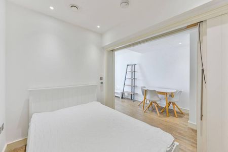 Studio to rent - Photo 2