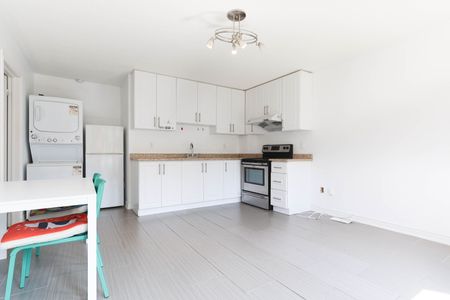 For Lease - 41 Pulpwood Crescent Unit# Main, Richmond Hill, Ontario - Photo 5