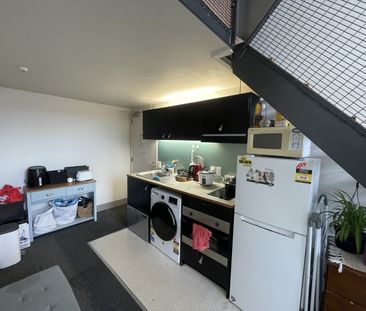 Mezzanine apartment in central Wellington - Photo 6