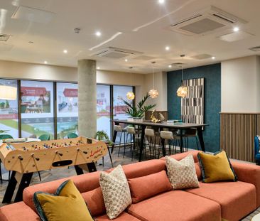 3 bedroom apartment to rent - Photo 2