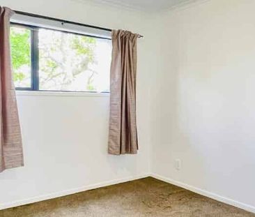 Versatile Sleepout – 2 Bedrooms + Kitchenette & Bathroom - Photo 5