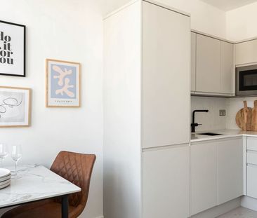 Flat 7, 131-133 Clifton House, Cleveland Street, London W1T 6QE, UK, London - Photo 1