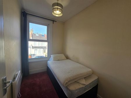 4 Bed Terraced House, Beechfield Road, N4 - Photo 5