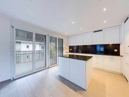 Modern 3.5-room apartment in a recreational area in Bauma - Foto 3