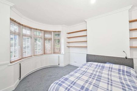 Crescent Road, East Barnet, EN4 - Photo 2