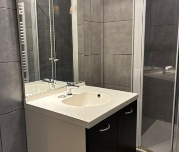 Location Appartement 2 pièces 42m² BOURG LES VALENCE 26500 - Photo 4