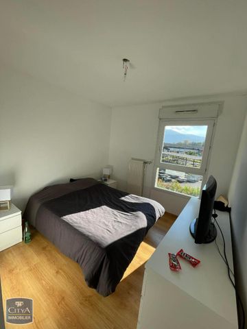 Location Appartement 2 pièces 49m² ST MARTIN D HERES 38400 - Photo 3