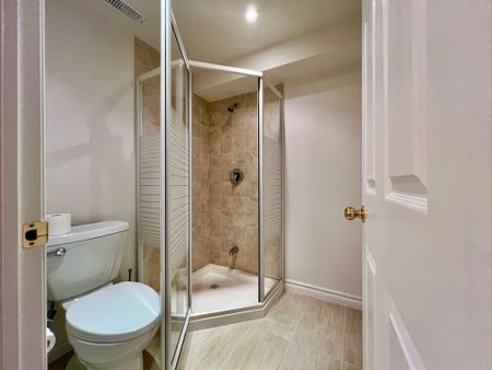 For Lease - 1450 Greenbriar Drive, Oakville, Ontario - Photo 5