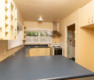 2 Bedroom unit in great location - Photo 3