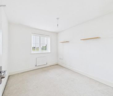 4 bedroom detached house to rent - Photo 3