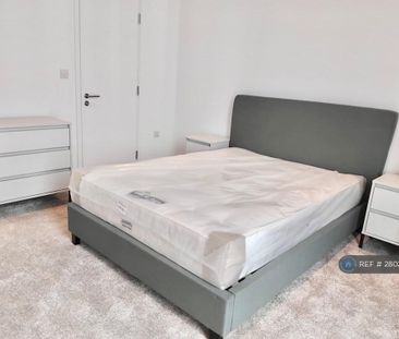 2 bedroom flat to rent - Photo 6