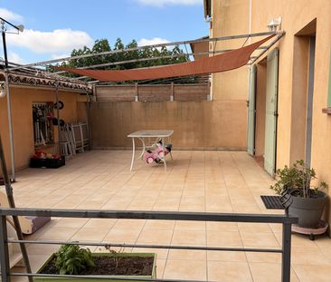 Location Maison 5 pièces 92m² PUGET VILLE 83390 - Photo 3