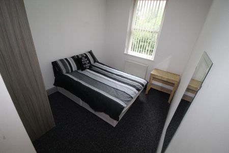 23 Fishergate Hill, Flat, PRESTON, Lancashire PR1 8JB - Photo 3